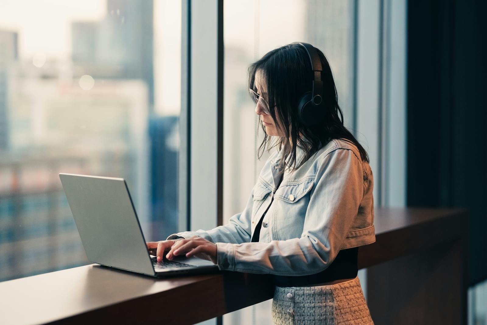 Nobody talks about why the most reliable person in any workplace is often the one closest to quiet collapse, and it isn't burnout in the usual sense, it's that being depended on became the only proof they had that they still mattered