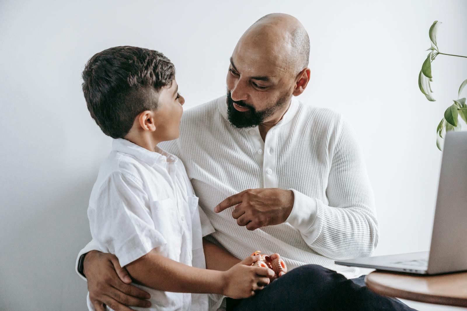 parent child quiet conversation
