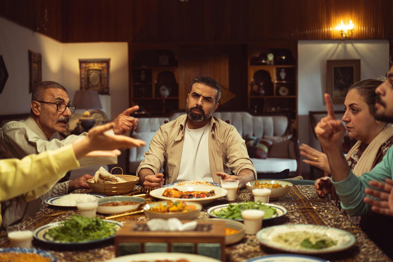Psychology says the adults who keep their phone face down at every dinner aren't being polite, they grew up watching someone they loved get pulled away mid-conversation by a ringing phone and quietly promised themselves they'd never make anyone feel that small