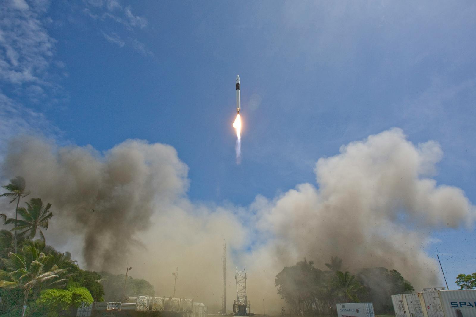 Starship Super Heavy launch