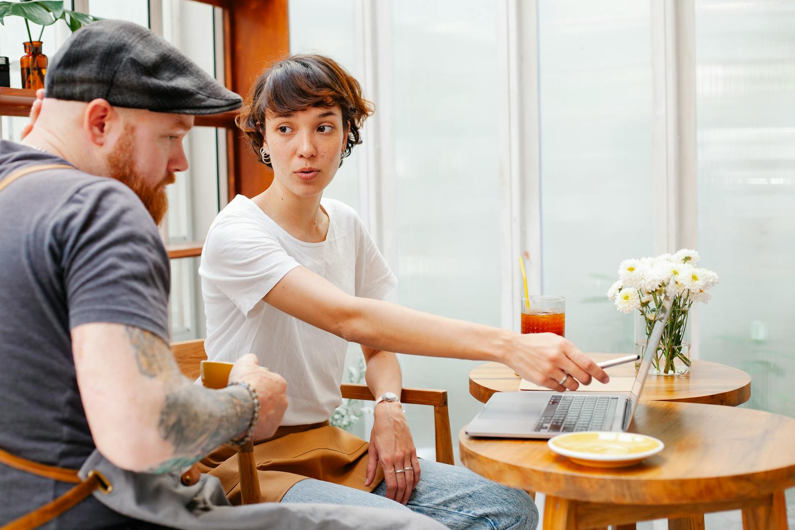 two people coffee shop