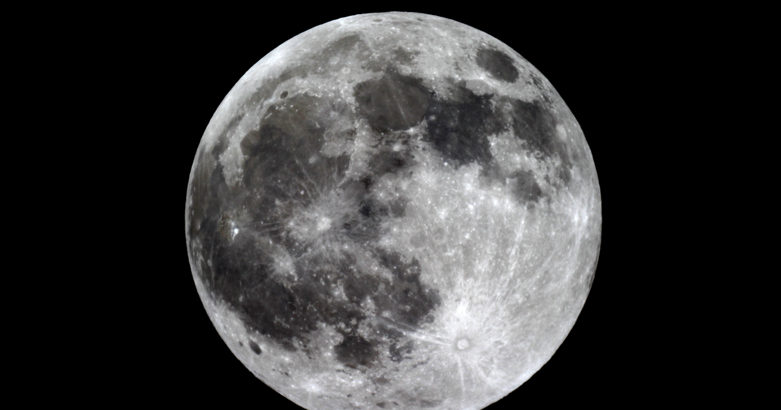 We tend to think the US is safely ahead in the new Moon race, but China has already put its Lanyue lander through simulated lunar landing and takeoff tests — then fired its Mengzhou crew capsule away from a Long March 10A prototype at maximum aerodynamic pressure, in an integrated abort-and-recovery demo that NASA’s expendable Space Launch System was never designed to match.