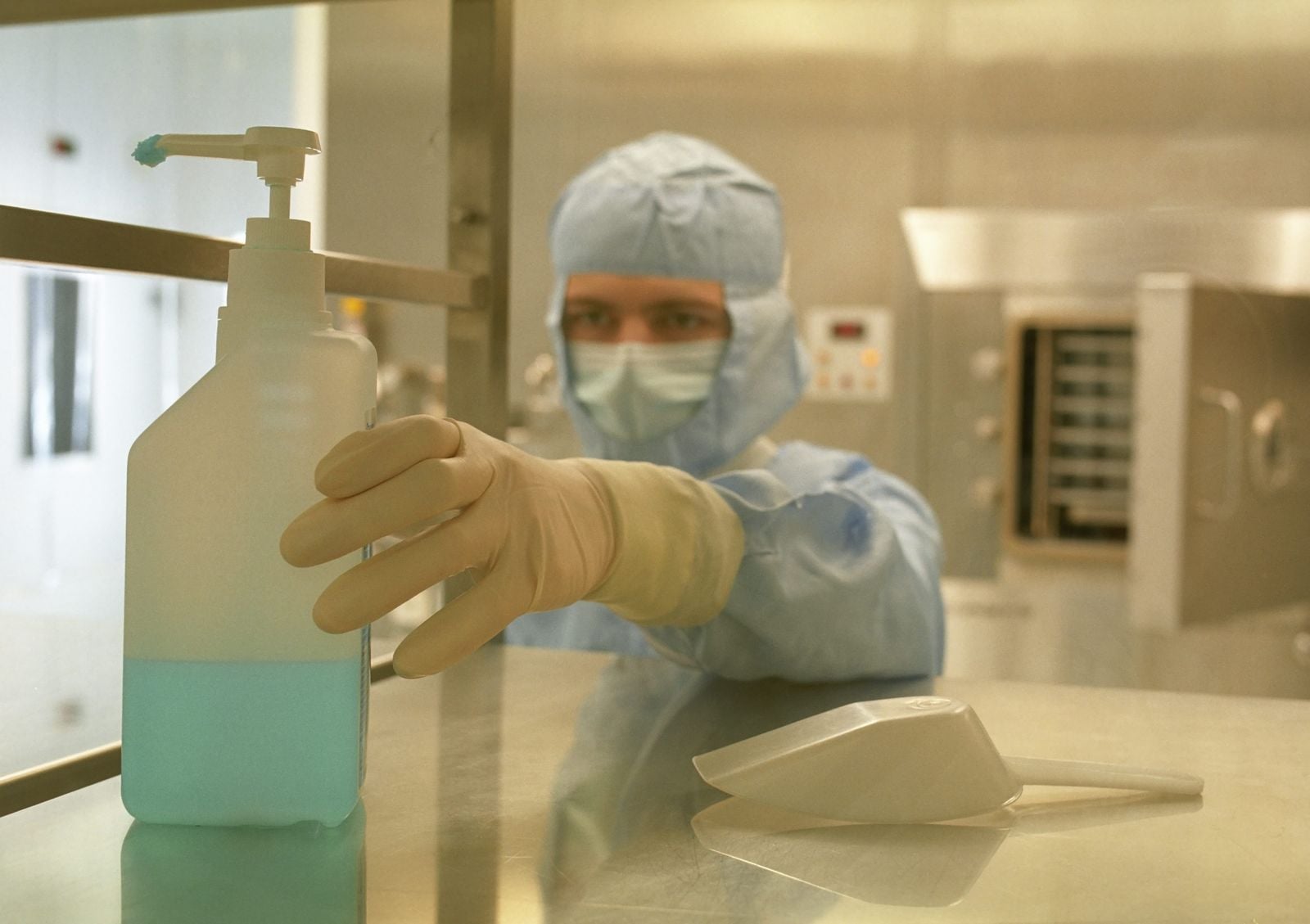 semiconductor cleanroom wafer