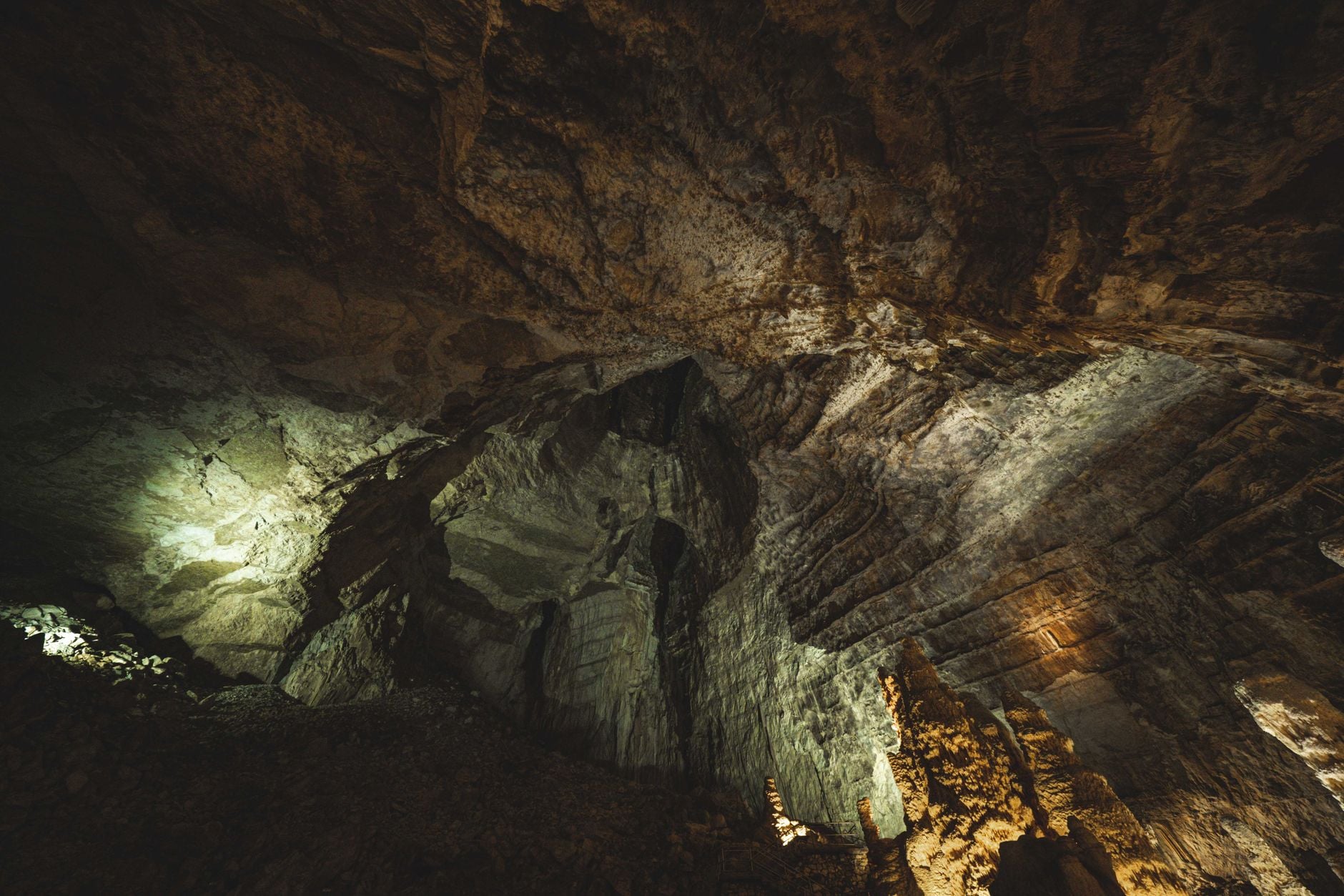When Michel Siffre emerged from a lightless cave in 1962 after 63 days alone, he was stunned to learn the real date. Cut off from clocks, calendars, and sunlight, he believed it was only August 20 — nearly a month earlier than it really was. His sense of time had compressed so dramatically that two months underground had felt like little more than one.