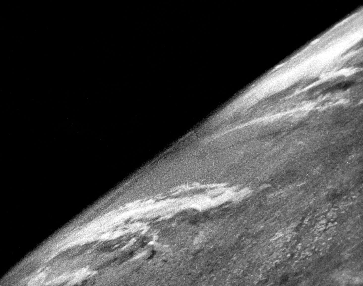 In 1946, a captured German V-2 rocket launched from White Sands carried Clyde Holliday’s 35-millimetre DeVry motion-picture camera above the Kármán line and returned the first photographs of Earth from space on film recovered after the rocket crashed in the New Mexico desert