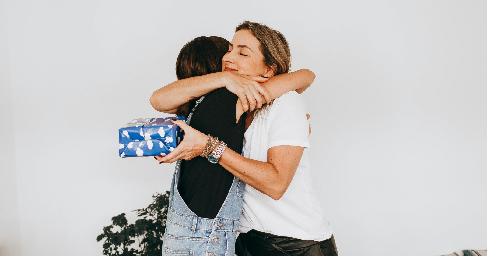 Money can buy happiness, it turns out, if you spend it on someone else: in experiments and in survey data from 136 countries, people who spent on others reported a bigger lift in mood than those who spent it on their own wants