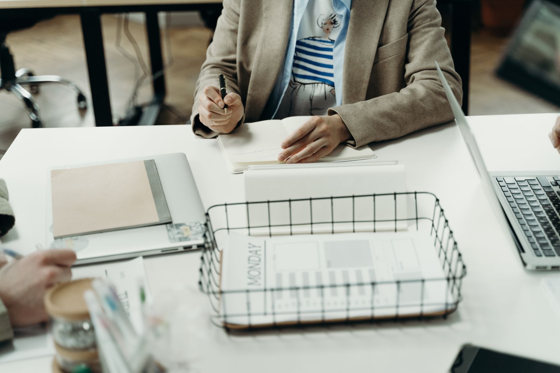 In a 2013 University of Minnesota experiment, people seated at a messy desk generated more inventive uses for a ping-pong ball than those at a tidy one — clutter, it turned out, nudged the mind toward