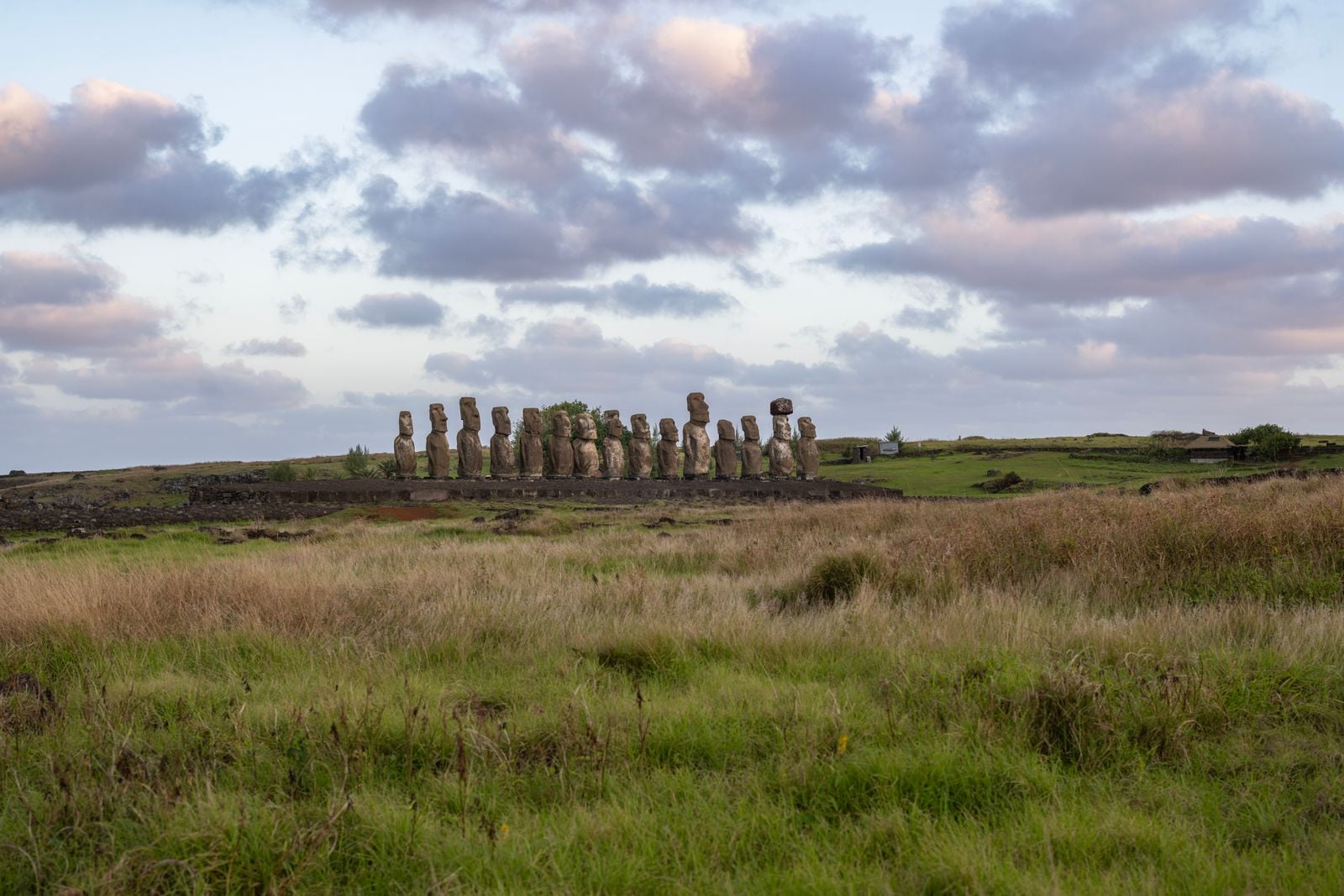 moai statues Ahu Tongariki