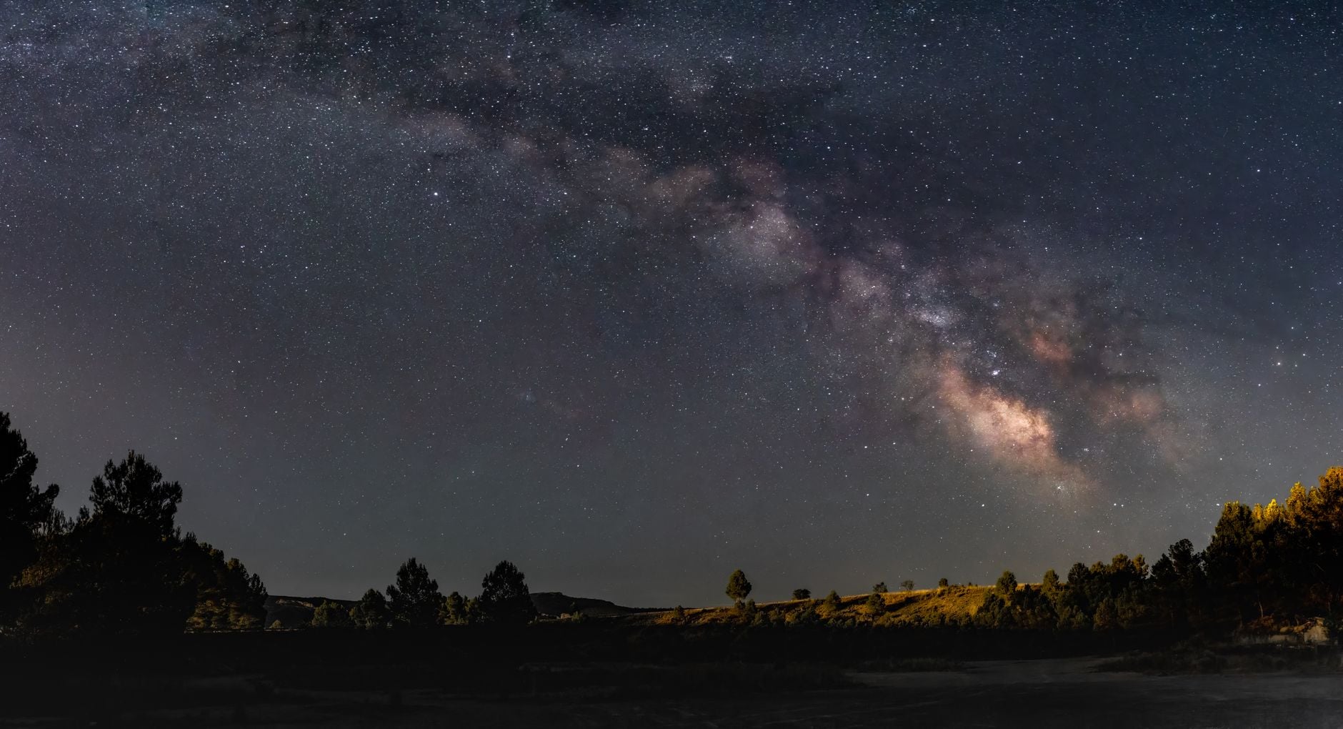 Astronomers have measured a Saturn-mass object apparently drifting through the Milky Way without a star—and microlensing surveys suggest that unseen free-floating worlds may outnumber the galaxy’s stars, perhaps by as much as 20 to one.