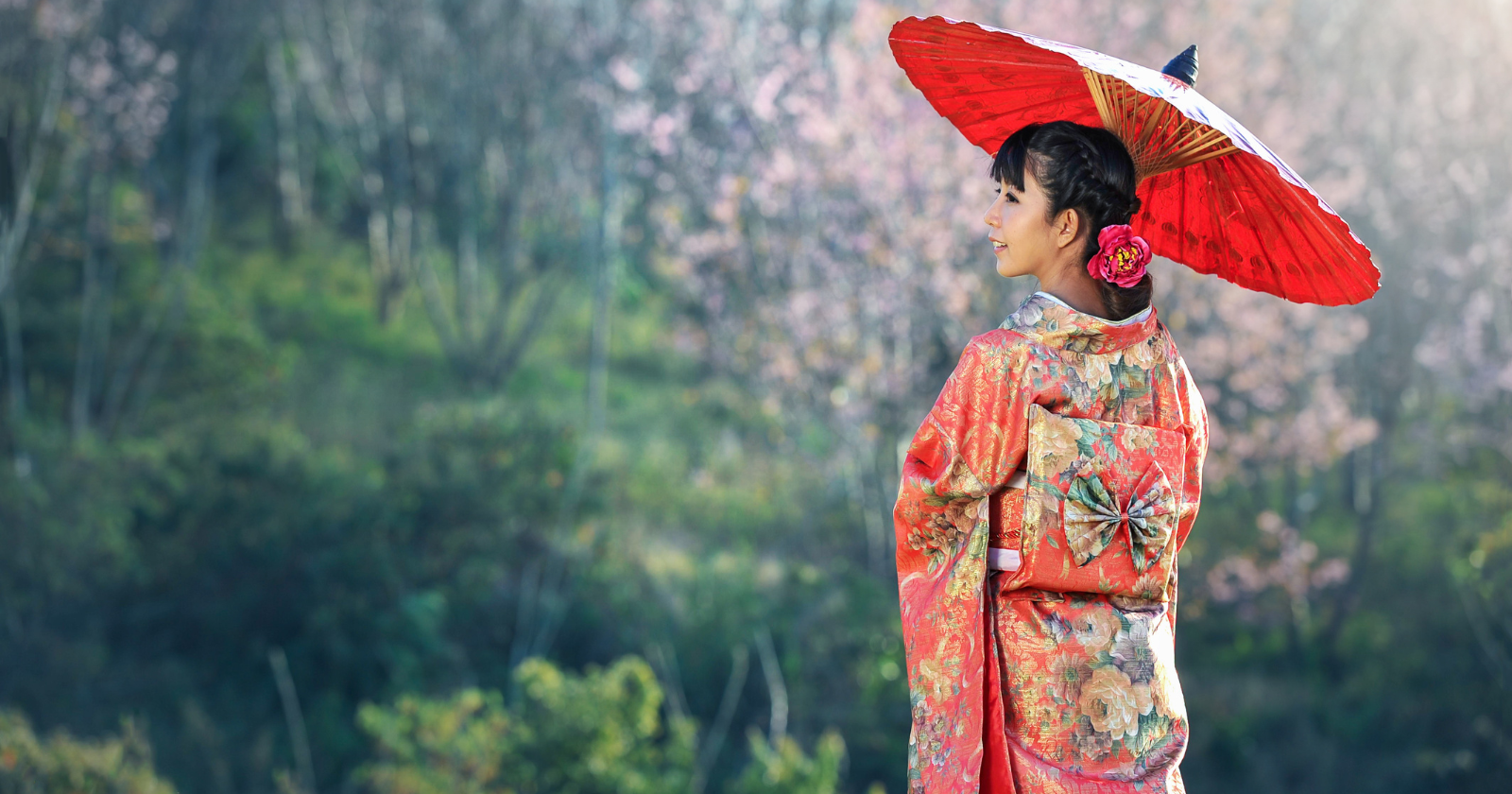 The average Japanese woman can now expect to live to roughly 87, a number that would have seemed almost impossible in 1947, when female life expectancy in Japan was just 54 — a gain that happened inside a single lifetime