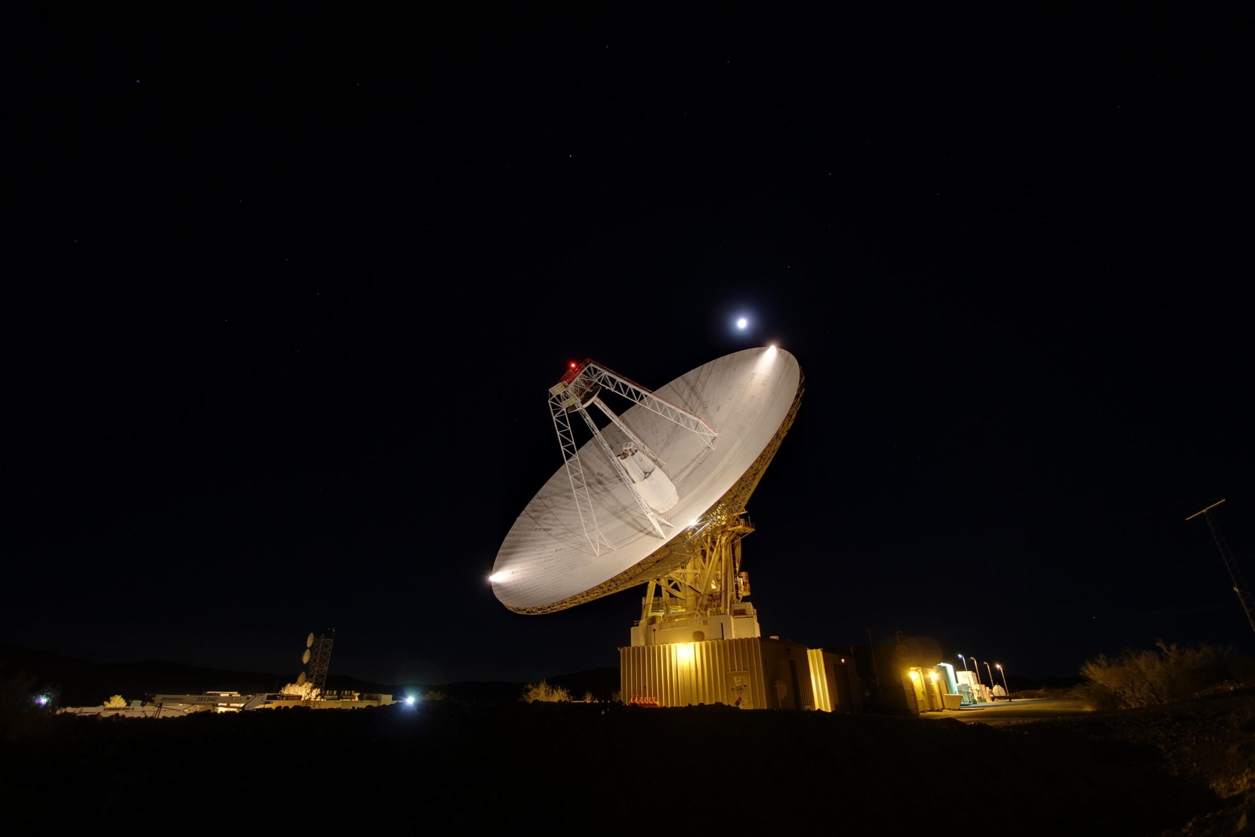 Humanity never chose to announce Earth to the galaxy—but our Mars missions may have done it anyway. A Penn State analysis of 20 years of NASA communications found that a civilisation watching an Earth–Mars alignment would have had a 77% chance of being swept by one of our deep-space radio beams.