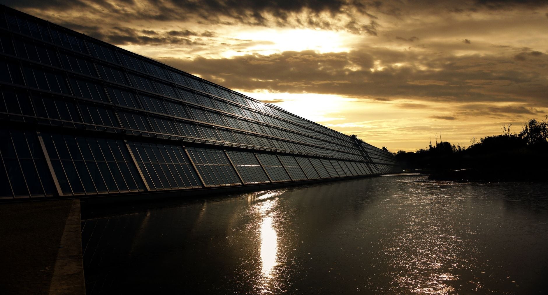 Solar power disappears every night, but a data centre cannot. That engineering mismatch is turning Google, Amazon and other technology giants into some of the world's most important buyers of battery storage, financing gigawatt-scale systems to keep increasingly power-hungry AI infrastructure supplied around the clock.