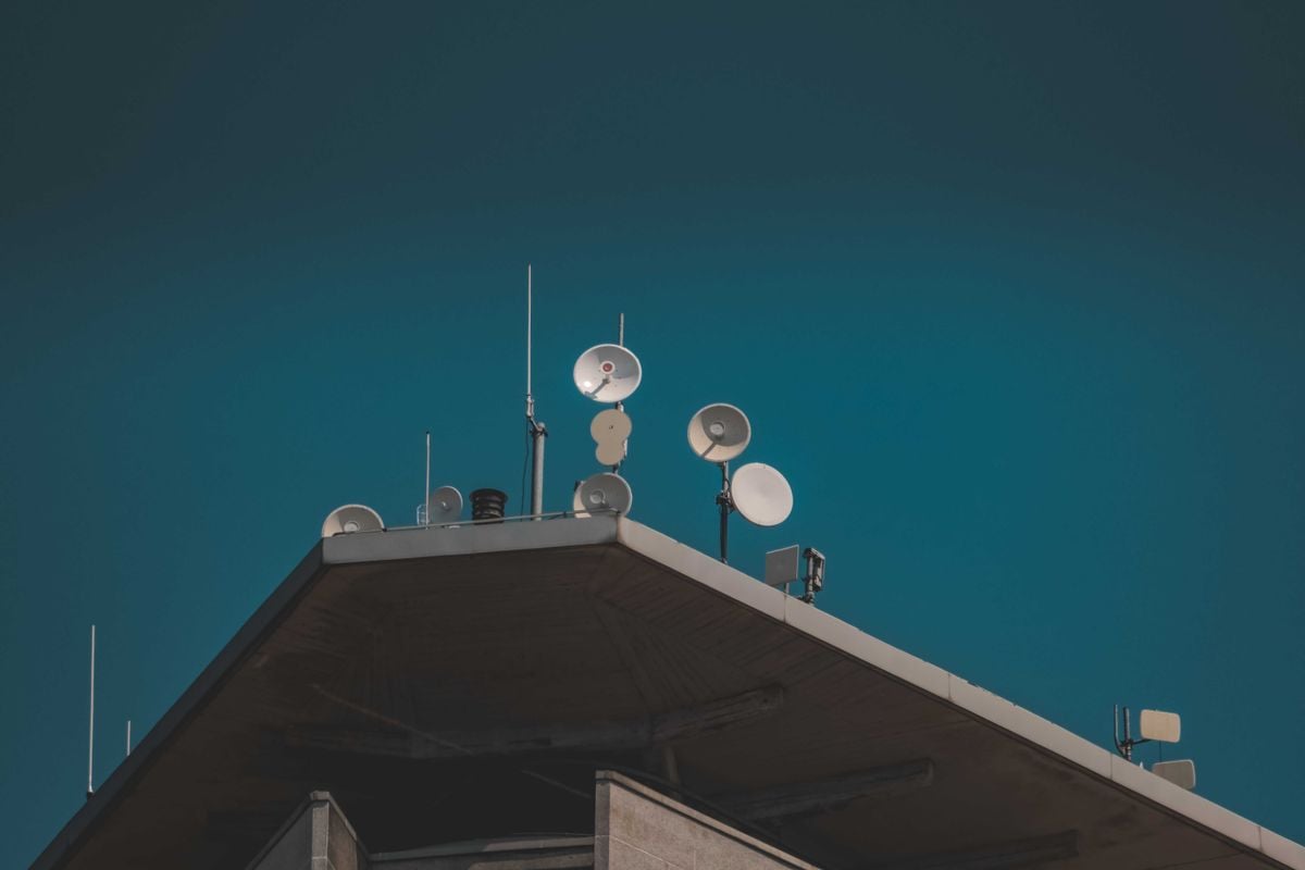 In 1965, MIT’s Lincoln Laboratory launched LES-1, which stopped transmitting two years later — but in 2012 amateurs heard it again at 237 MHz, and its builders now record the old satellite as it passes overhead in sunlight, using a rooftop antenna.