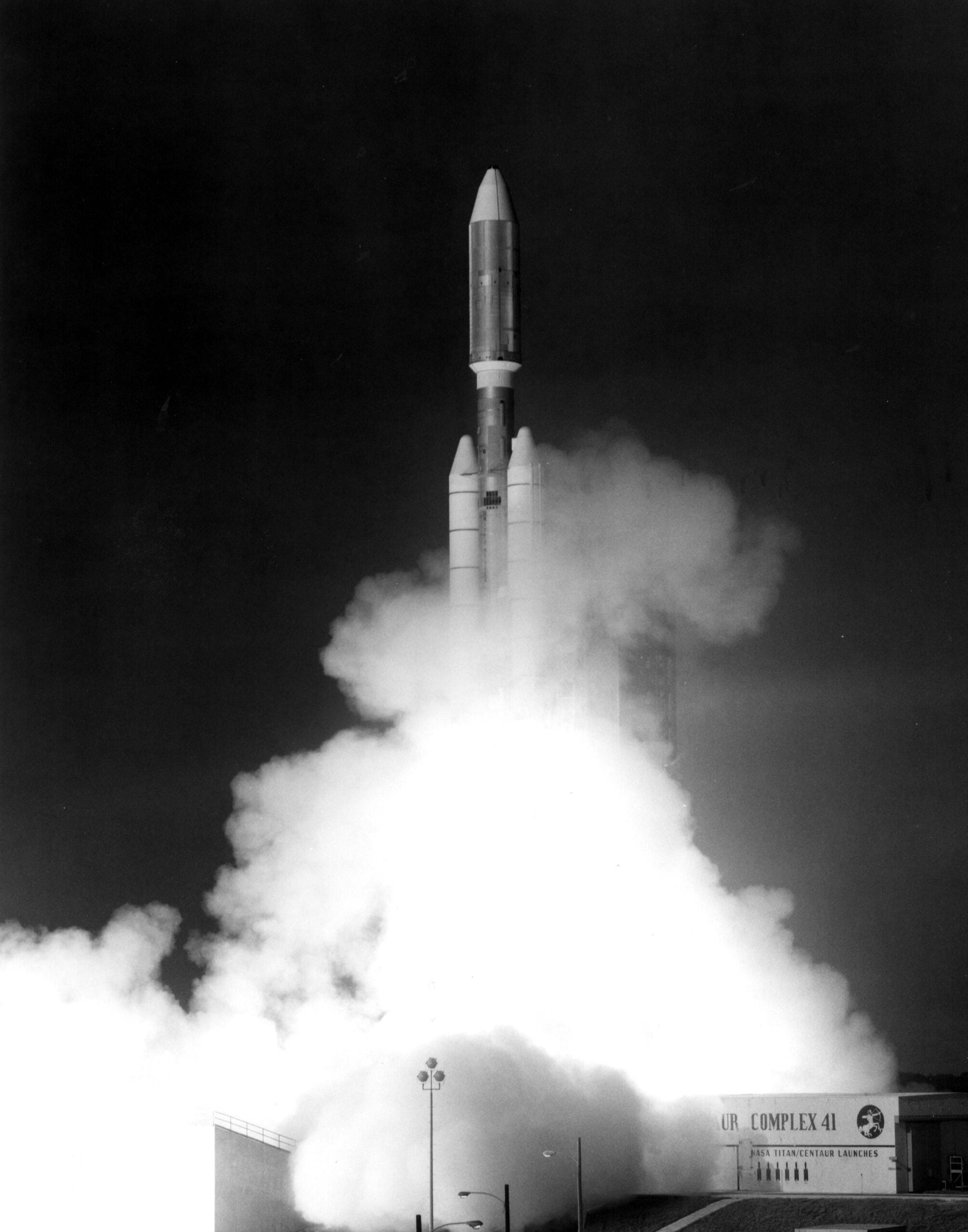 On 5 September 1977 a 721.9 kg spacecraft left Cape Canaveral's LC-41; Voyager 1 reached interstellar space on 25 August 2012 and was 164.7 AU from Earth on 21 August 2024, still sending data